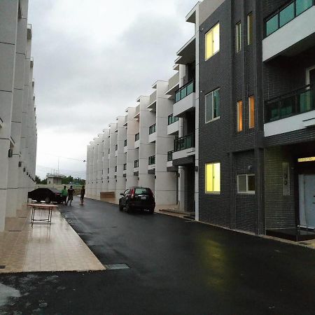 Smile Castle Apartment Luodong Exterior photo